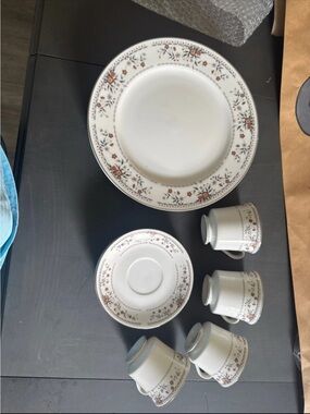 Classic White Porcelain Dinnerware Set with Brown Floral Trim